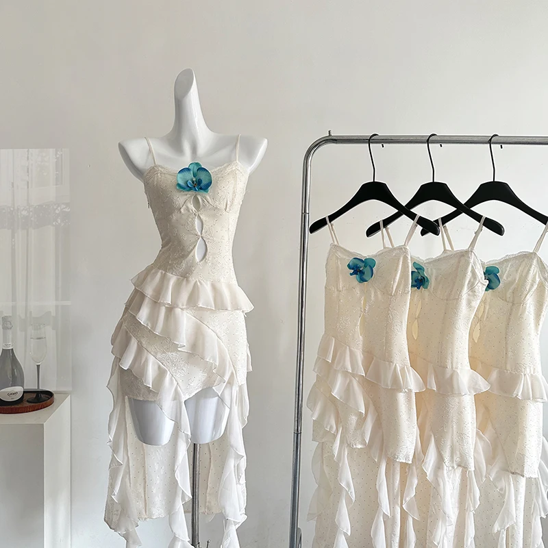 Women Irregular Design Dress 2025 Summer Fashion Elegant Suspenders Dress Beach Holiday Style Dresses
Women Irregular Design Dress 2025 Summer Fashion Elegant Suspenders Dress Beach Holiday Style Dresses