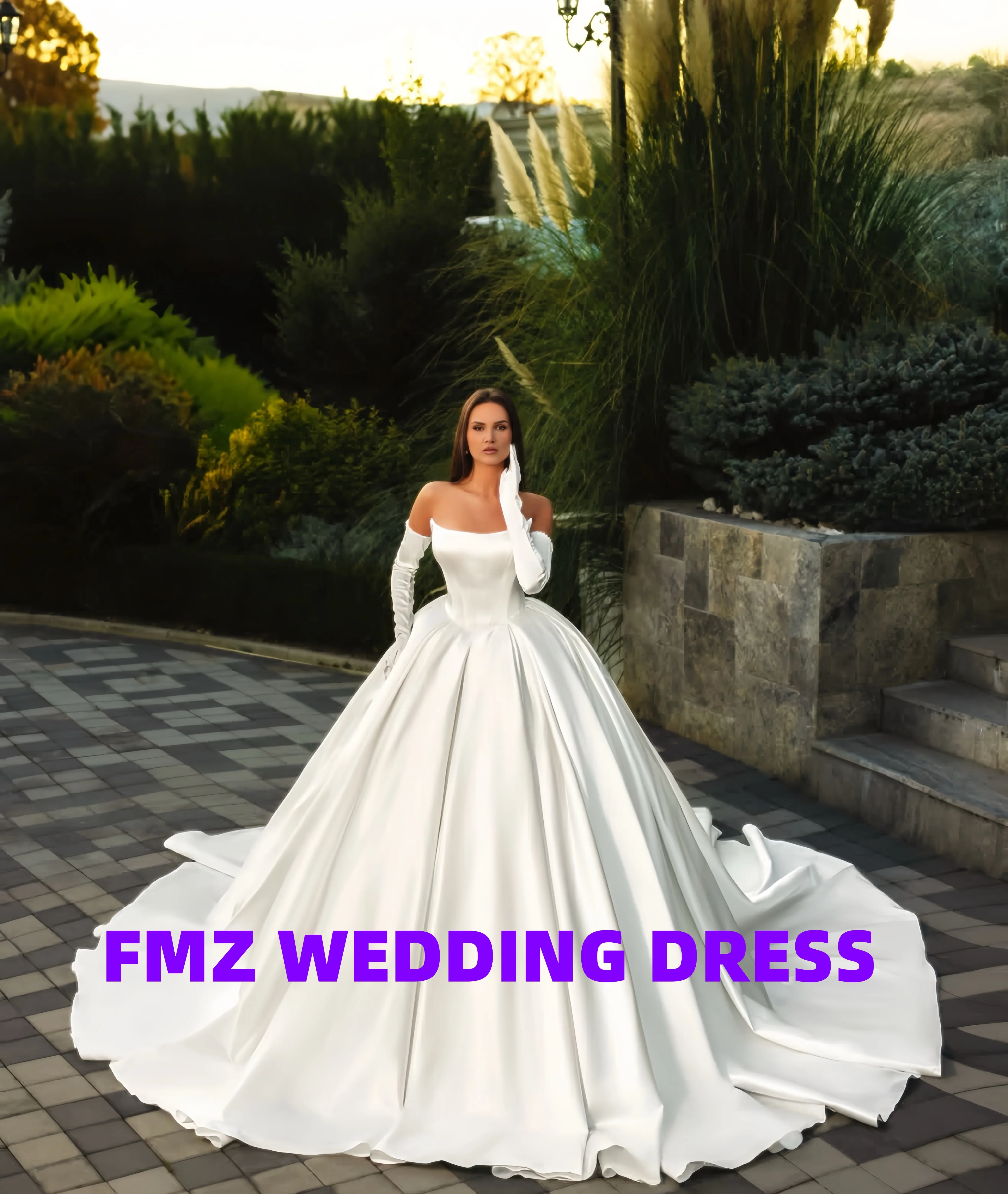 Customized elegant dress strapless sleeveless satin Ball Gown robe de mariee wedding dress vestidos de novia
Customized elegant dress strapless sleeveless satin Ball Gown robe de mariee wedding dress vestidos de novia