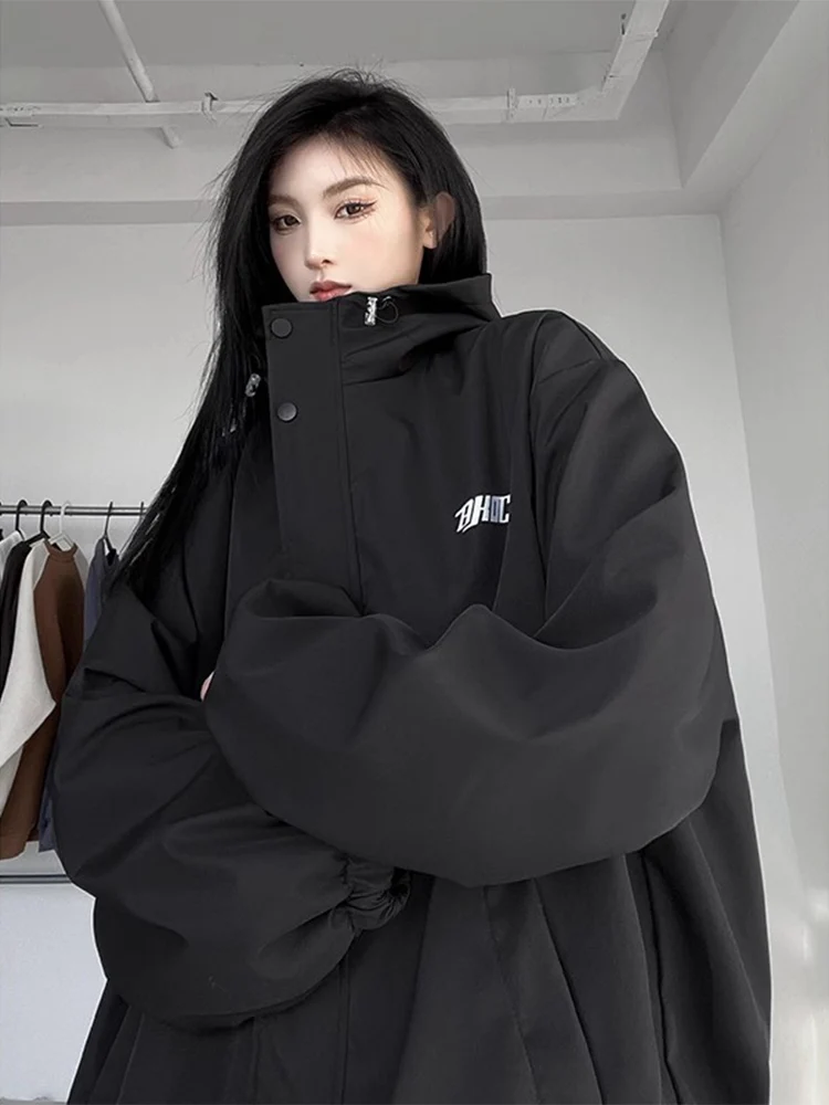 Повседневная американская одежда для альпинизма: мужской свободный уличный костюм для горного восхождения, парная куртка с капюшоном
Повседневная американская одежда для альпинизма: мужской свободный уличный костюм для горного восхождения, парная куртка с капюшоном