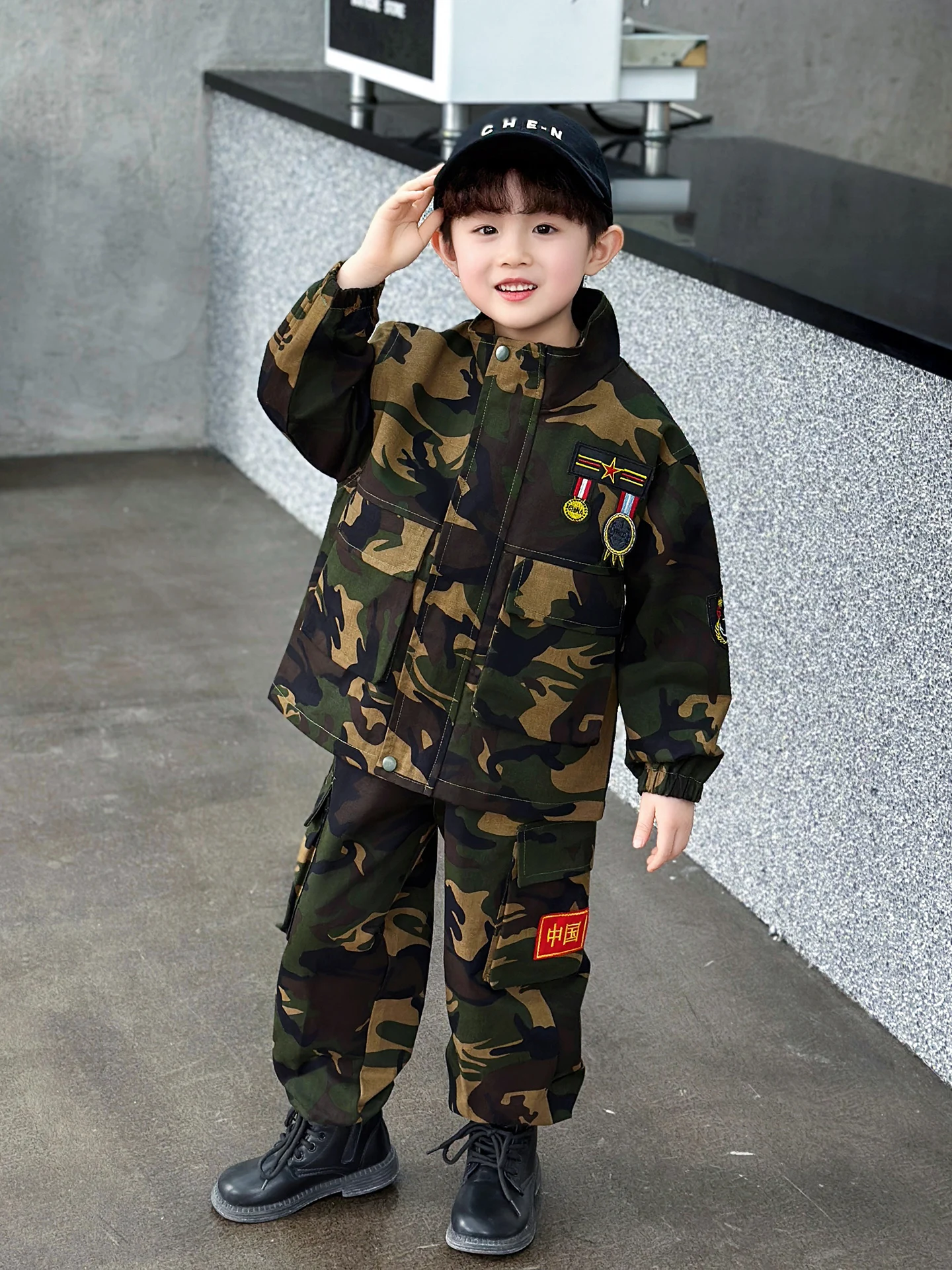 Camouflage orm Set for Boys Pure Cotton Spring Autumn New Sle Cute Two Piece Set Children's Special Forces Military Wear
Camouflage orm Set for Boys Pure Cotton Spring Autumn New Sle Cute Two Piece Set Children's Special Forces Military Wear