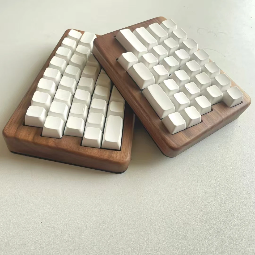 HHKB Split Mechanical Keyboard Black Walnut Case 2.4G Wireless Hot Swap Custom Ergonomic Support Vial Mechanical Keyboard Gifts
HHKB Split Mechanical Keyboard Black Walnut Case 2.4G Wireless Hot Swap Custom Ergonomic Support Vial Mechanical Keyboard Gifts