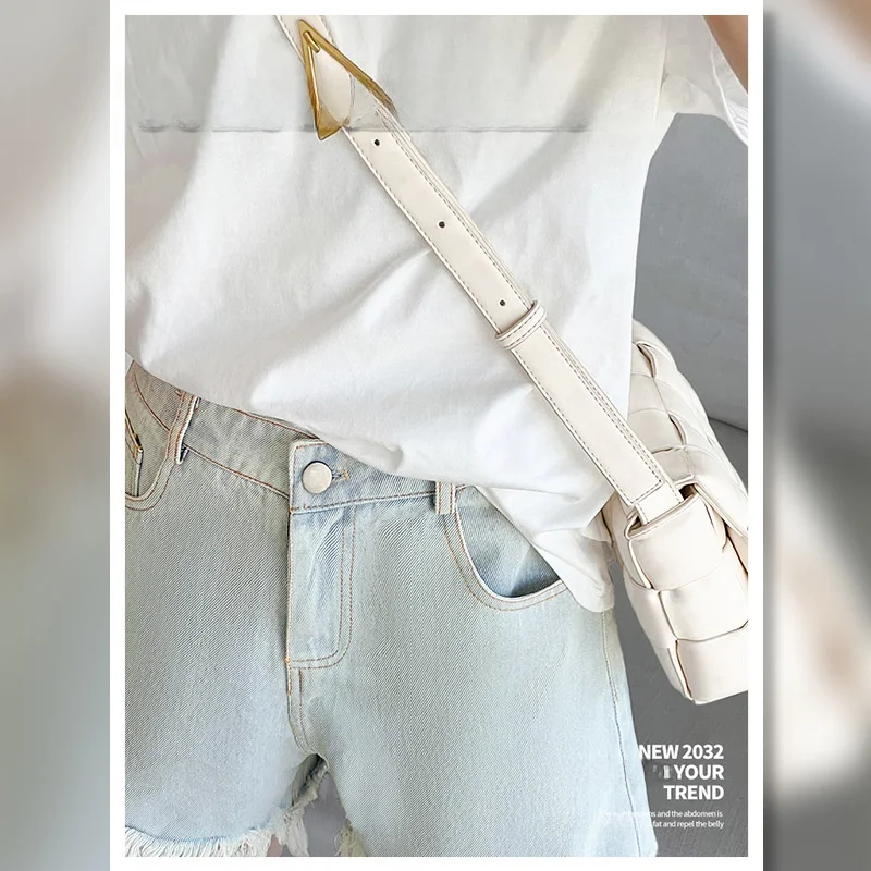 High Waist Loose Fit Casual Shorts Jeans Women's Denim Shorts Outerwear Korean Style Slimming Effect Summer New Arrival
High Waist Loose Fit Casual Shorts Jeans Women's Denim Shorts Outerwear Korean Style Slimming Effect Summer New Arrival