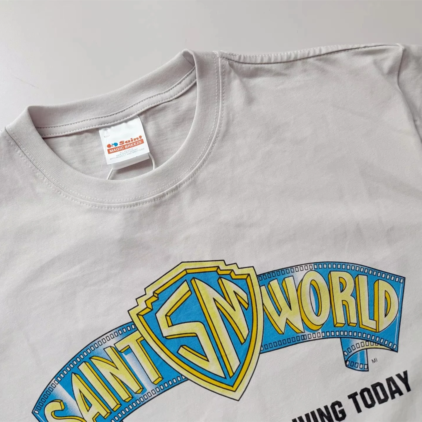 26ss SAINT SM WORLD HARSH REALITY OF LIVING TODAY EARTH T Shirt For Men Women Tee Tops T-Shirt
26ss SAINT SM WORLD HARSH REALITY OF LIVING TODAY EARTH T Shirt For Men Women Tee Tops T-Shirt