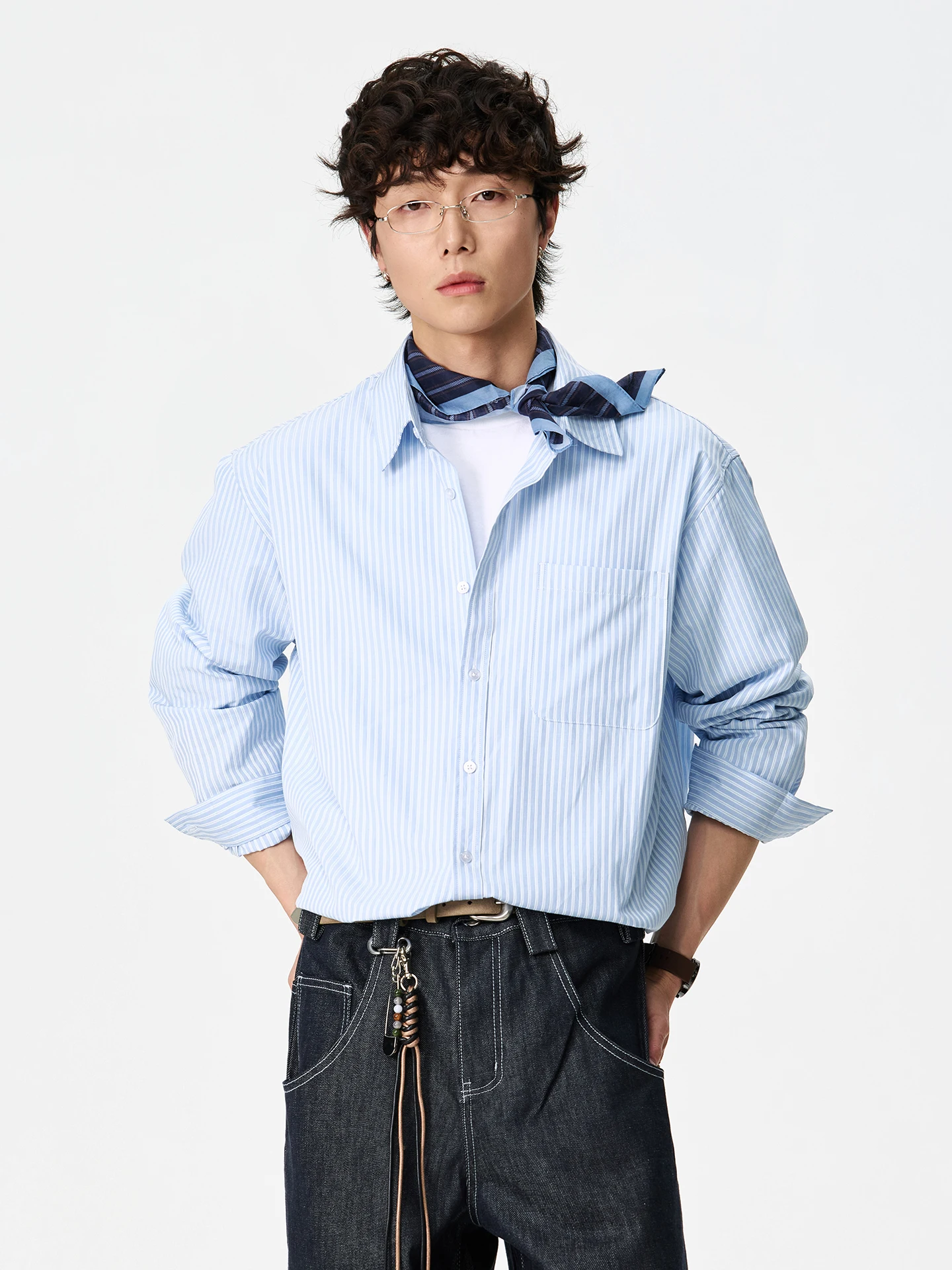 Retro Japanese Sle Long Sve Blue And White Striped Men's irt Spring Casual Lazy Sle Couple's irt Jaet
Retro Japanese Sle Long Sve Blue And White Striped Men's irt Spring Casual Lazy Sle Couple's irt Jaet