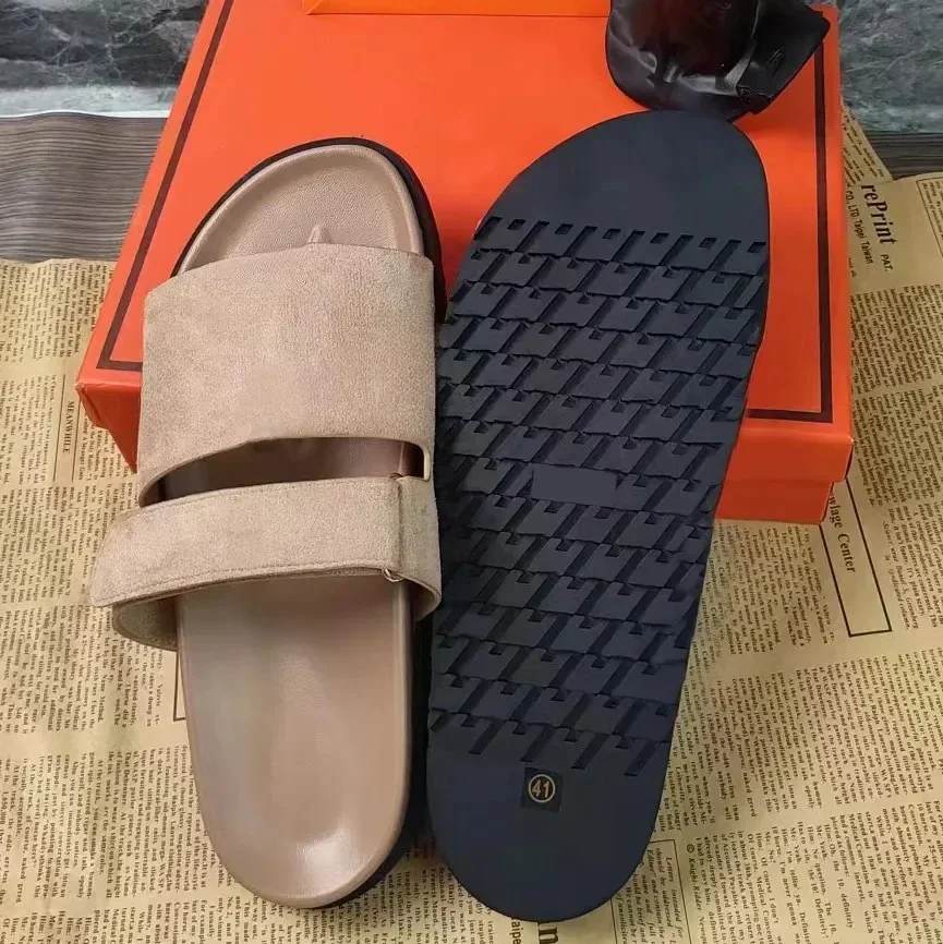 Designer Best Quality Sliders Luxury Outwear Leisure Vacation beach flat bottom Slipper Genuine Leather Slippers for Women Men
Designer Best Quality Sliders Luxury Outwear Leisure Vacation beach flat bottom Slipper Genuine Leather Slippers for Women Men