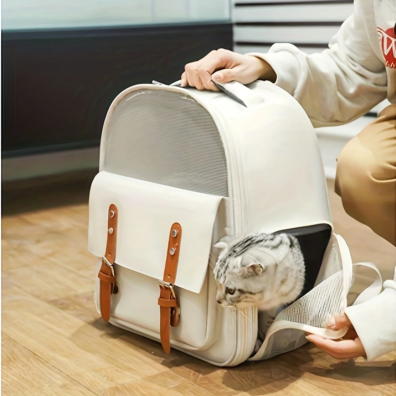 Breathable Pet Carrier Backpack, Big Cat Backpack Transparent Space Capsule Portable Travel Puppy Bag Backpack Cat Dog Supplies
Breathable Pet Carrier Backpack, Big Cat Backpack Transparent Space Capsule Portable Travel Puppy Bag Backpack Cat Dog Supplies