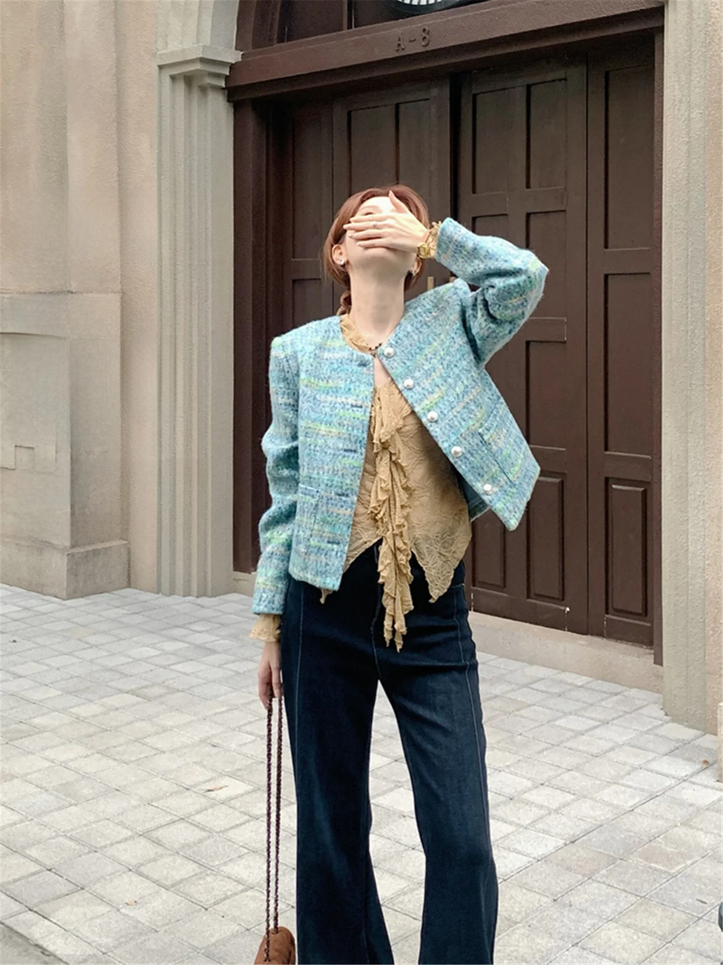 Женское стеганое пальто Cheese ort, осенне-зимнее модное пальто на пуговицах с дизайном
Женское стеганое пальто Cheese ort, осенне-зимнее модное пальто на пуговицах с дизайном