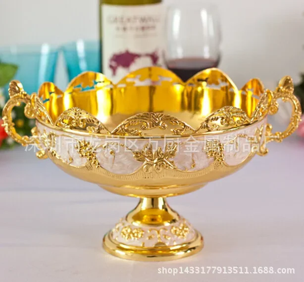 Zinc alloy stainless steel metal European double ear fruit bucket KTV ornament double ear fruit bucket Snack plate
Zinc alloy stainless steel metal European double ear fruit bucket KTV ornament double ear fruit bucket Snack plate