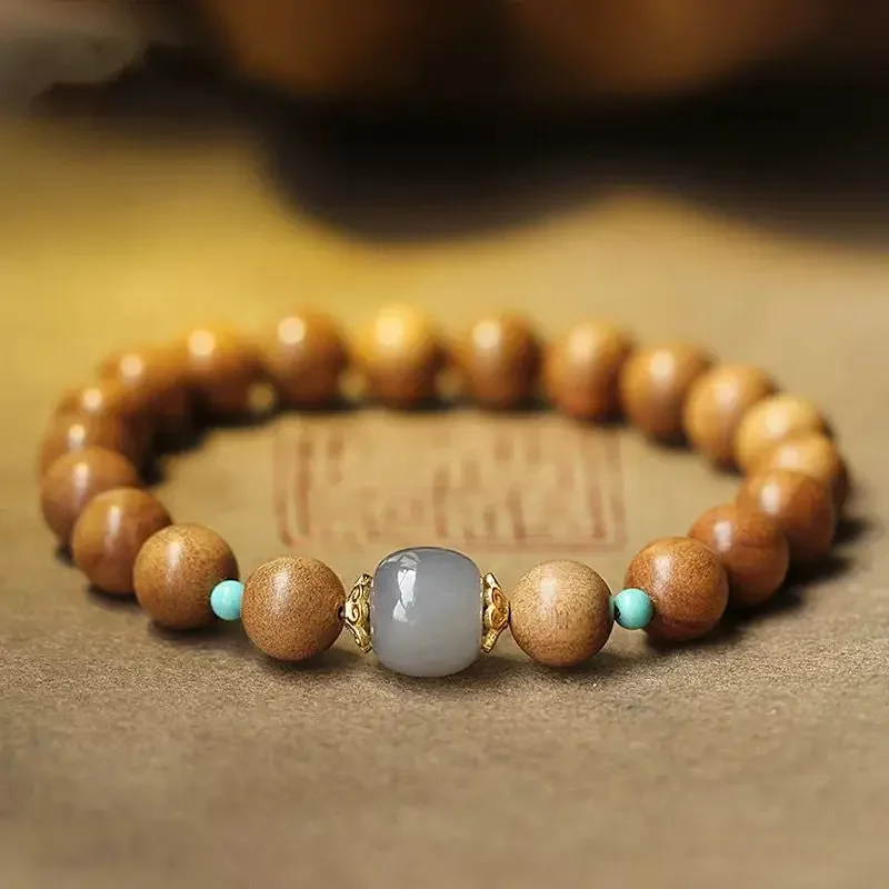 Natural Indian Old Mountain Sandalwood Bracelet Women's Sandalwood Round Bead Single Circle HandString 8MM Buddha Bead Handheld
Natural Indian Old Mountain Sandalwood Bracelet Women's Sandalwood Round Bead Single Circle HandString 8MM Buddha Bead Handheld