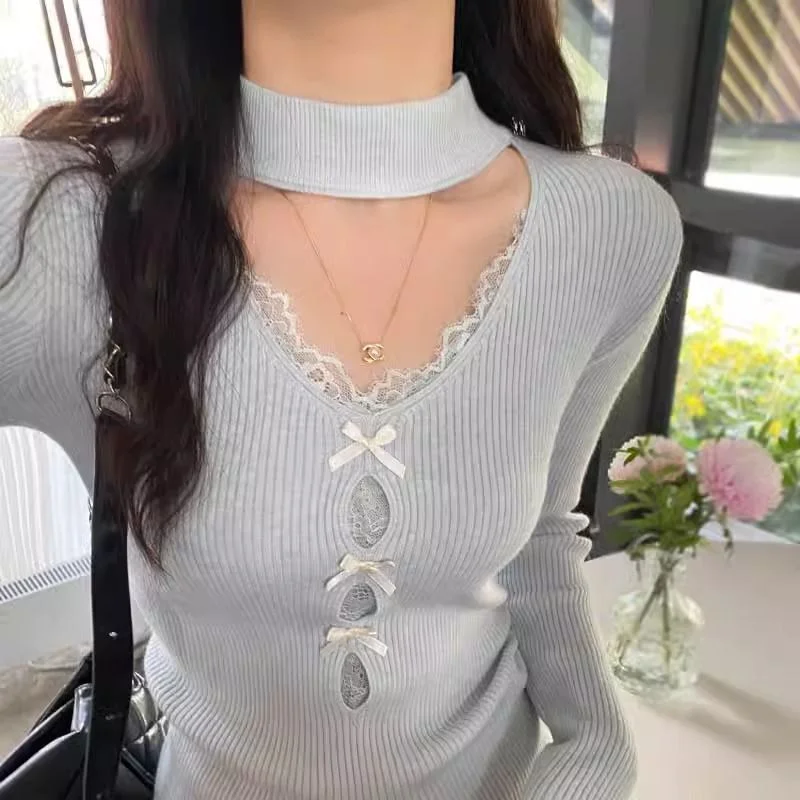 Yellow Lace Knitted Base for Women Versatile Slim Fit Autumn and Winter New V-neck Halter Neck Sweater Hollow Top
Yellow Lace Knitted Base for Women Versatile Slim Fit Autumn and Winter New V-neck Halter Neck Sweater Hollow Top