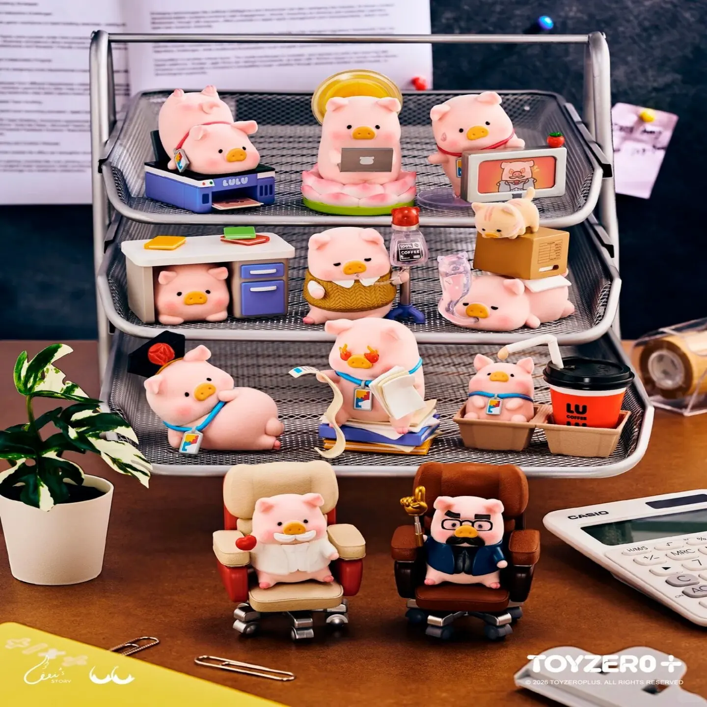 Official TOYZEROPLUS Canned Pig LuLu Work Life Series Flocked Blind Box Office Desk Decor Trendy Toy LuLu Pig
Official TOYZEROPLUS Canned Pig LuLu Work Life Series Flocked Blind Box Office Desk Decor Trendy Toy LuLu Pig