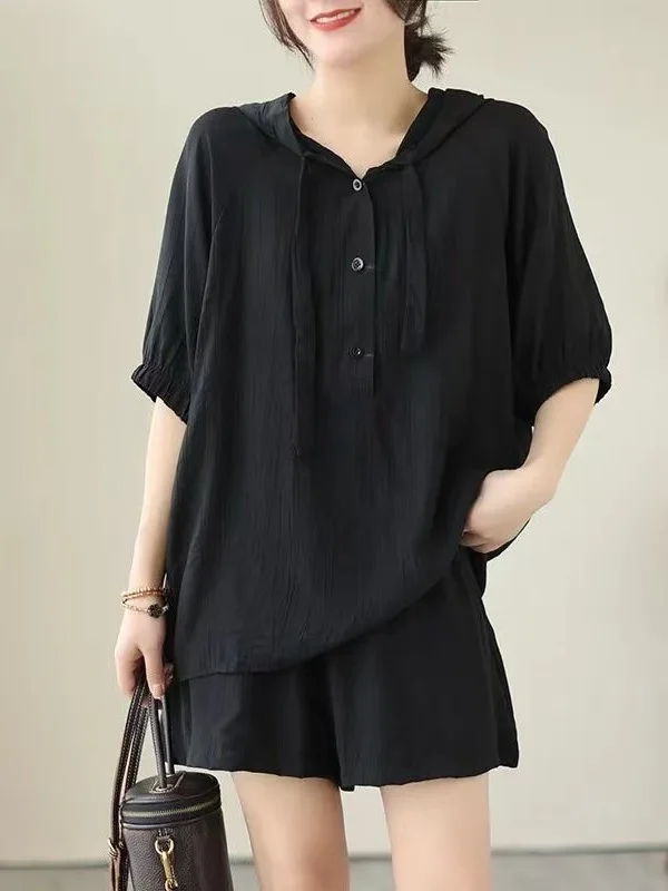 Slimming Effect Summer Casual Loose Fit Hoodie Top And Shorts Two Piece Set for plus Size Women Korean Style High Waist
Slimming Effect Summer Casual Loose Fit Hoodie Top And Shorts Two Piece Set for plus Size Women Korean Style High Waist