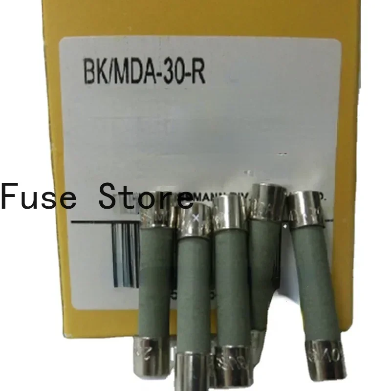 2PCS 6*32 Delay Slow Melting Ceramic Ribbon Fuse BK MDA-V-2-1/2-R 2.5A 250V
2PCS 6*32 Delay Slow Melting Ceramic Ribbon Fuse BK MDA-V-2-1/2-R 2.5A 250V