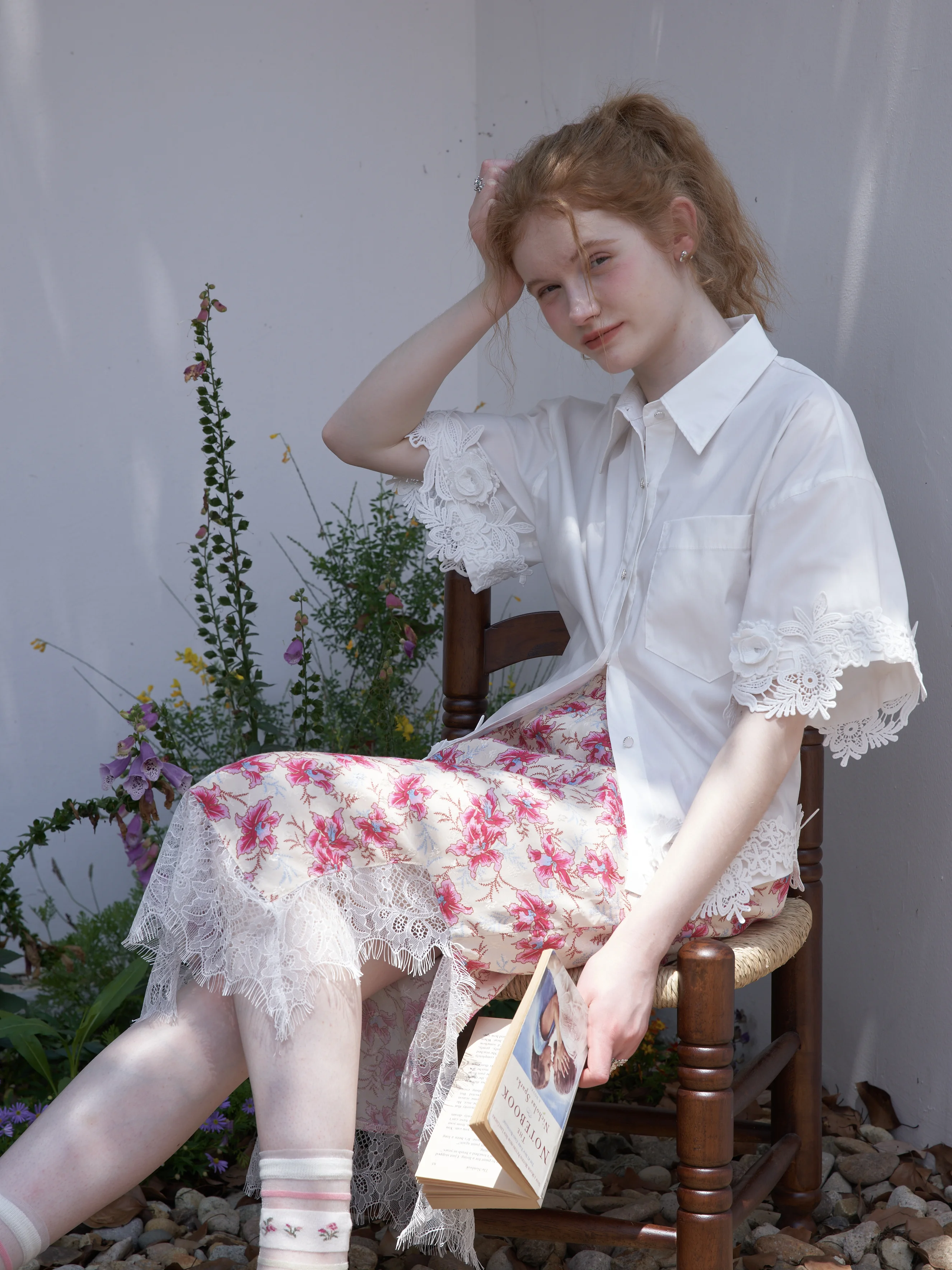 White Lace Trim Slim Fit Short Sleeve Shirt Princess Style Cotton Polyester Blend Summer Top for Women Anti-Wrinkle Shirt
White Lace Trim Slim Fit Short Sleeve Shirt Princess Style Cotton Polyester Blend Summer Top for Women Anti-Wrinkle Shirt