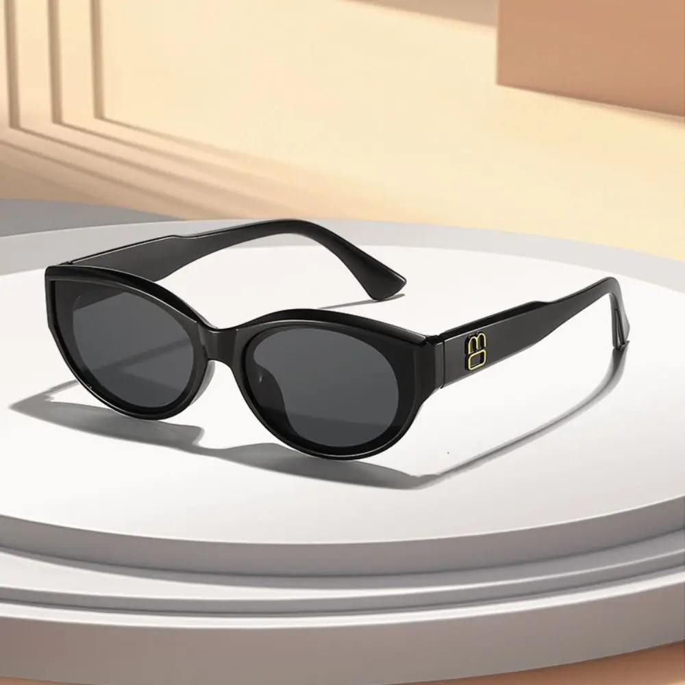 Punk Cat Eye Sunglasses Sun-Protective Simple Outdoor Sunglasses Decoration Accessories Eyewear Driving Glasses for Women Man
Punk Cat Eye Sunglasses Sun-Protective Simple Outdoor Sunglasses Decoration Accessories Eyewear Driving Glasses for Women Man
