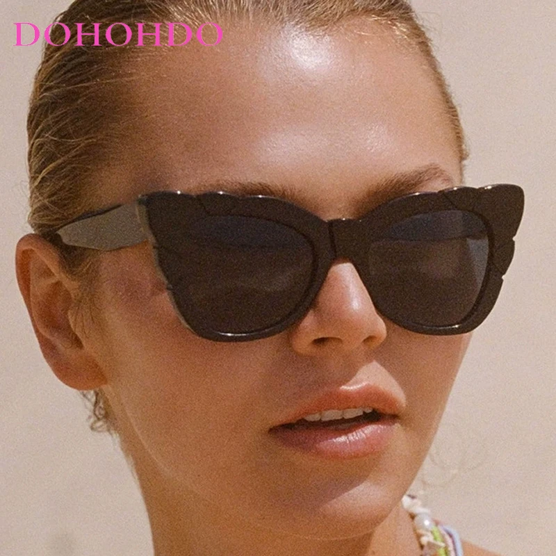 Fashion Cute Small Frame Cat Eye Women's Sunglasses Men Sunglass Brand Design Summer Drive Traveling Shades Eyeglasses UV400
Fashion Cute Small Frame Cat Eye Women's Sunglasses Men Sunglass Brand Design Summer Drive Traveling Shades Eyeglasses UV400