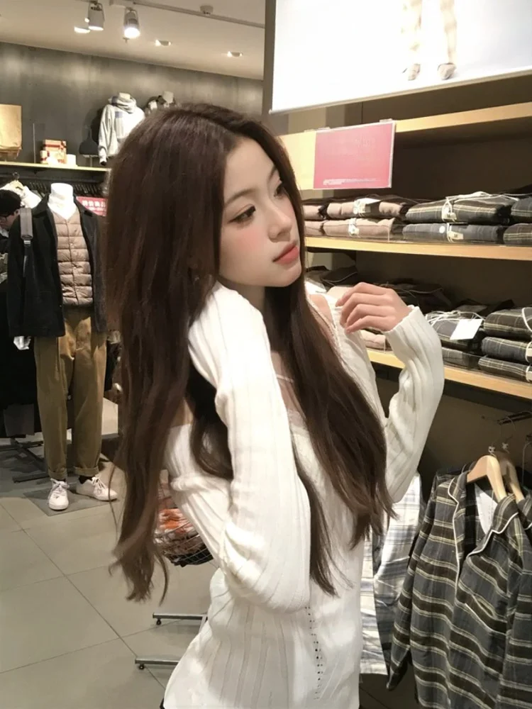 Slim Fit V-Ne Knitted Sweater Women's Autumn Winter Long Sve Waist-Cinching Base Layer irt Top Pure Desirable Sweet Spicy
Slim Fit V-Ne Knitted Sweater Women's Autumn Winter Long Sve Waist-Cinching Base Layer irt Top Pure Desirable Sweet Spicy