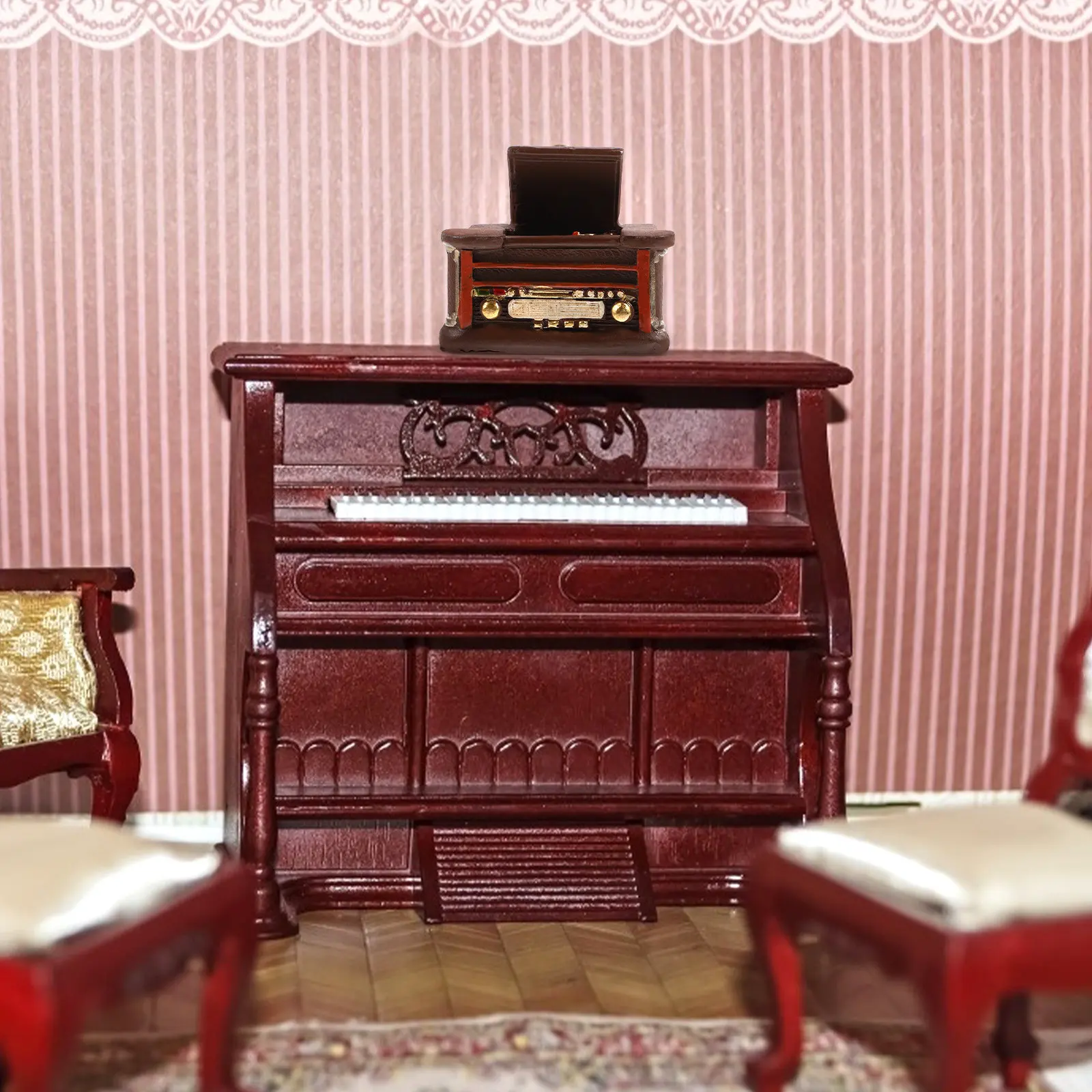 Exquisite Mini Record Player Ornament for Dollhouse Furniture Decor Mini House Vintage Style Living Room Dining Room Bar
Exquisite Mini Record Player Ornament for Dollhouse Furniture Decor Mini House Vintage Style Living Room Dining Room Bar