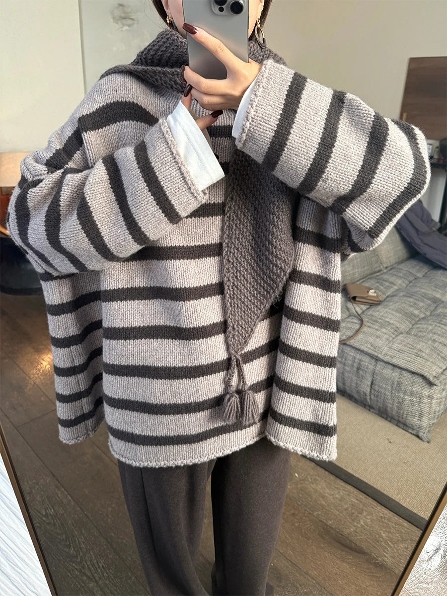 Owi 00, свободная теплая полосатая толстовка ручной работы из чистой шерсти, свитер с бумажной фигуркой, женский зимний вязаный топ
Owi 00, свободная теплая полосатая толстовка ручной работы из чистой шерсти, свитер с бумажной фигуркой, женский зимний вязаный топ