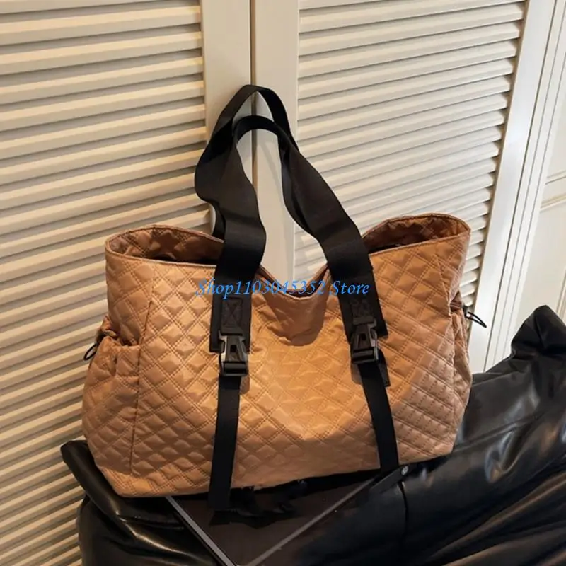 Стильная дорожная сумка. Практичная сумка для спортзала и фитнеса. Легкая сумка-оксфорды с несколькими карманами. Сумка на плечо
Стильная дорожная сумка. Практичная сумка для спортзала и фитнеса. Легкая сумка-оксфорды с несколькими карманами. Сумка на плечо