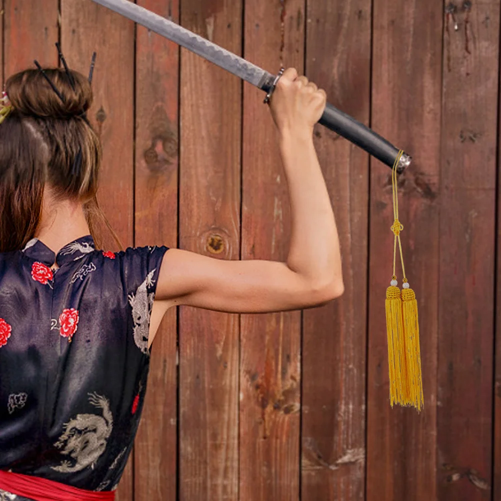 2Pcs Martial Arts Sword Tassels Tai Chi Training Decor Chinese Style Durable Cloth Hanging Tassel for Taichi Swords
2Pcs Martial Arts Sword Tassels Tai Chi Training Decor Chinese Style Durable Cloth Hanging Tassel for Taichi Swords