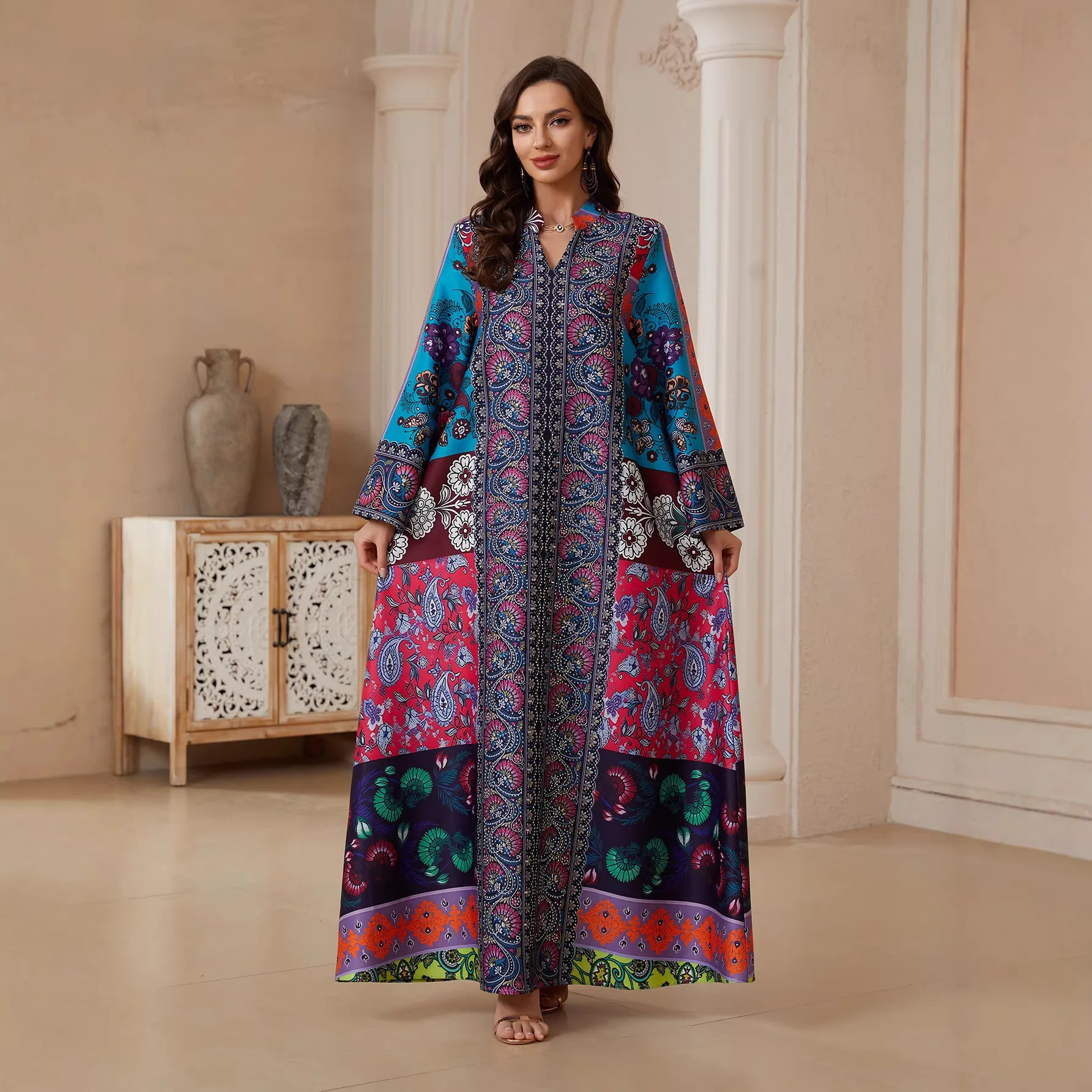 Sw2605 2026 New Fashion Printed Long Sleeve Maxi Dress 2026 Muslim Long Dress Robe Abaya Ramadan Dubai Luxury Islam Elegant
Sw2605 2026 New Fashion Printed Long Sleeve Maxi Dress 2026 Muslim Long Dress Robe Abaya Ramadan Dubai Luxury Islam Elegant