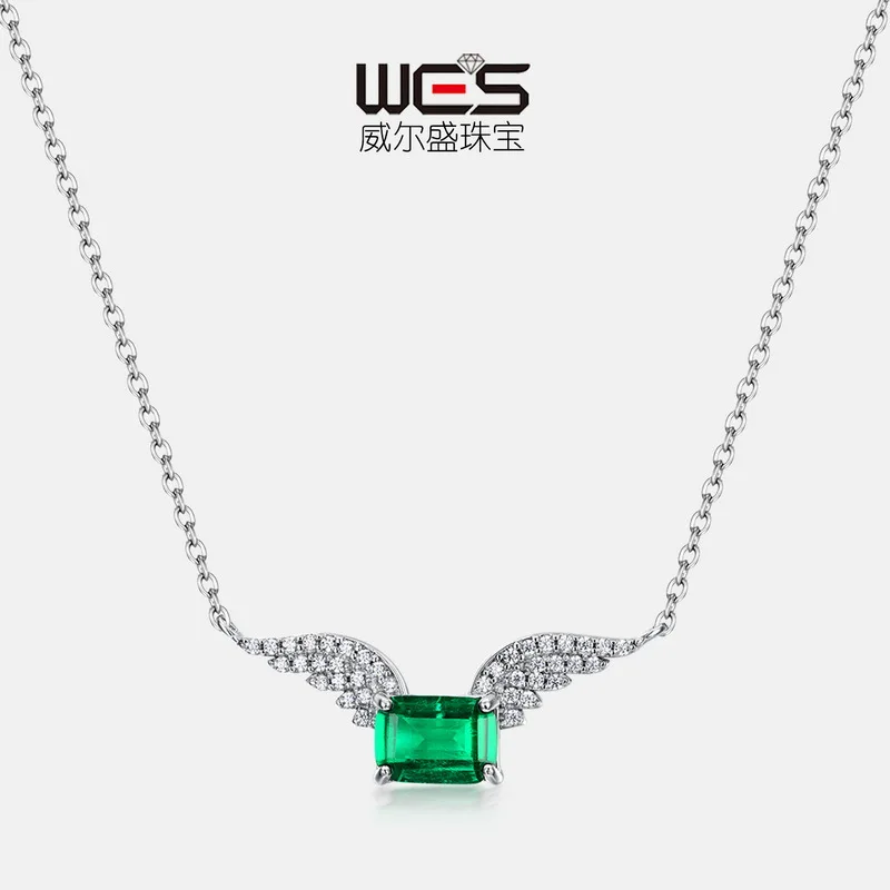 18K Gold Inlaid with Colored Baby Stones PT950 Platinum Cultured Emerald Necklace Women's Clavicle Chain Angel Wings
18K Gold Inlaid with Colored Baby Stones PT950 Platinum Cultured Emerald Necklace Women's Clavicle Chain Angel Wings