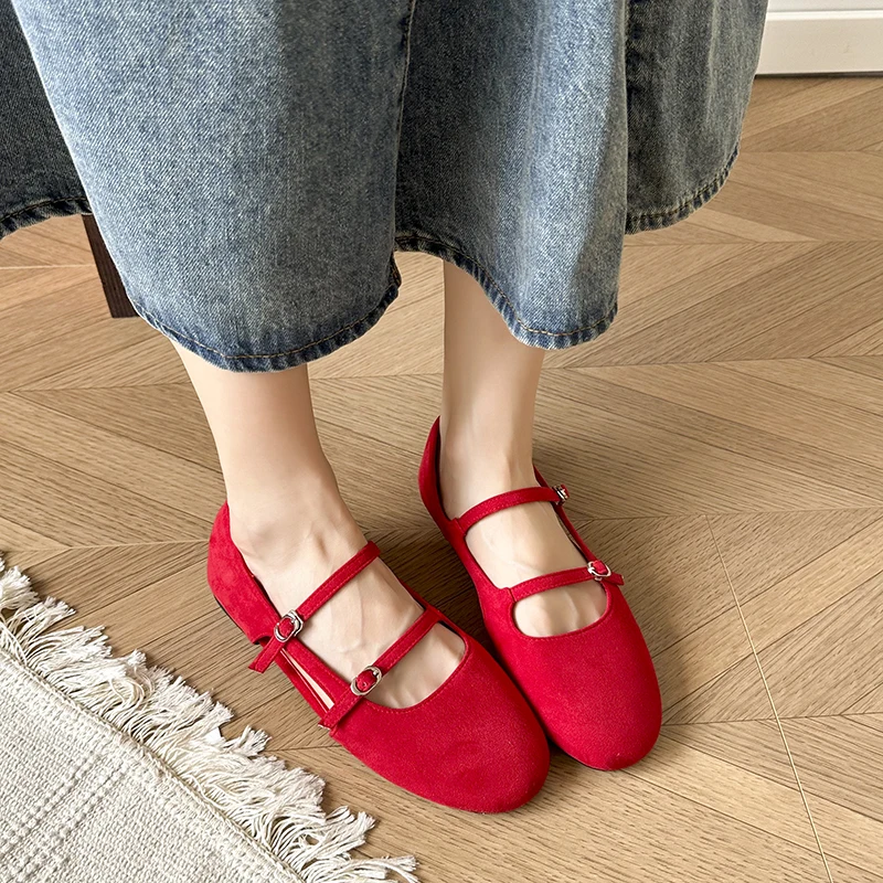 2025 Luxury New Brand Outdoor Sports Women's Loafers Trend Solid Color Walking Flat Sandals Summer Casual Women's Sneakers
2025 Luxury New Brand Outdoor Sports Women's Loafers Trend Solid Color Walking Flat Sandals Summer Casual Women's Sneakers
