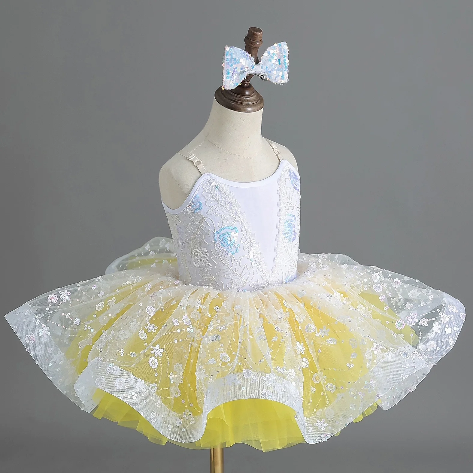 Балетная пачка для девочек, танцевальная одежда, профессиональное платье-пачка балерины «Лебединое озеро», детский балетный костюм для современной танцевальной вечеринки для девочек
Балетная пачка для девочек, танцевальная одежда, профессиональное платье-пачка балерины «Лебединое озеро», детский балетный костюм для современной танцевальной вечеринки для девочек