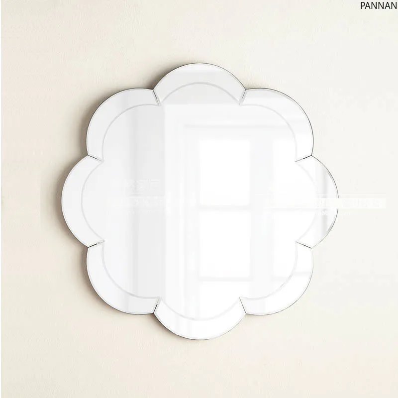 Round American bathroom mirror Dressing mirror Living room decoration Bathroom modern European style
Round American bathroom mirror Dressing mirror Living room decoration Bathroom modern European style
