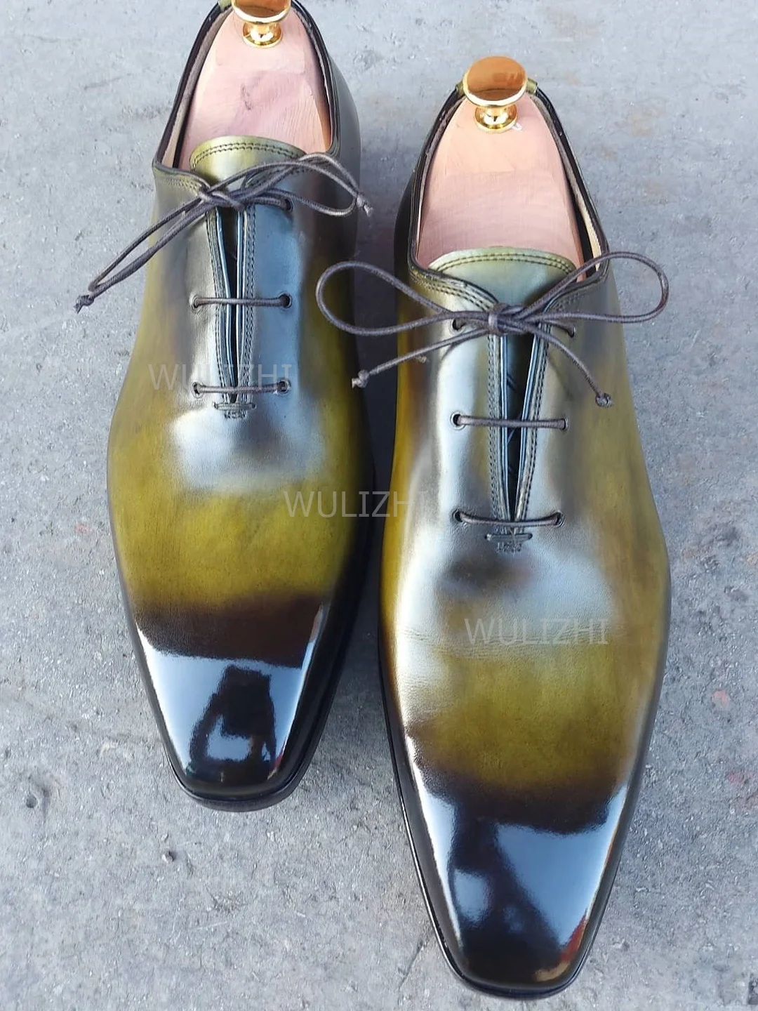 Dark Green Gradient Toe Black Lace-Up Oxford Shoes Men's Derby Flat Bottom Gentleman Casual Shallow New Wedding Shoes Sporty
Dark Green Gradient Toe Black Lace-Up Oxford Shoes Men's Derby Flat Bottom Gentleman Casual Shallow New Wedding Shoes Sporty