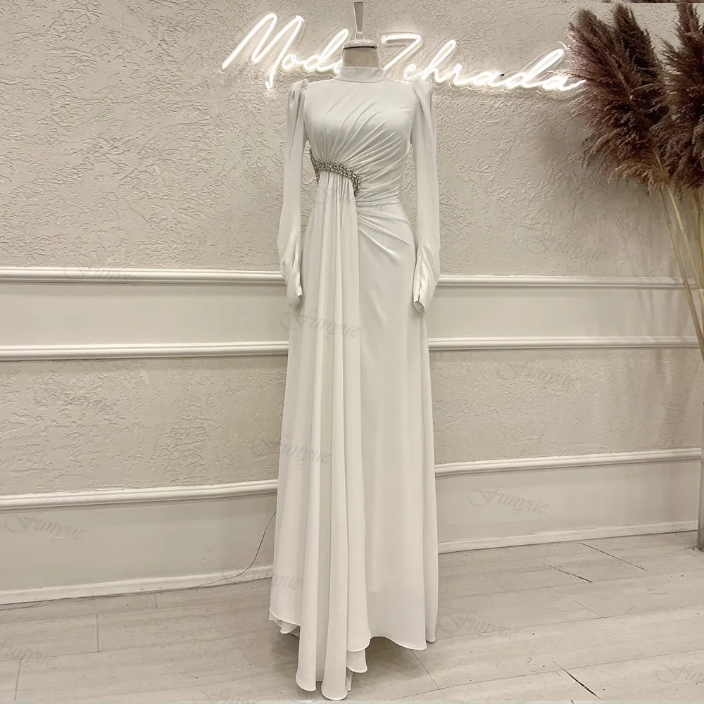 White Long Chiffon Crystal Evening Dress High Neck Dubai Arabic Long Sleeves Formal Prom Party Gowns Beaded Robe
White Long Chiffon Crystal Evening Dress High Neck Dubai Arabic Long Sleeves Formal Prom Party Gowns Beaded Robe