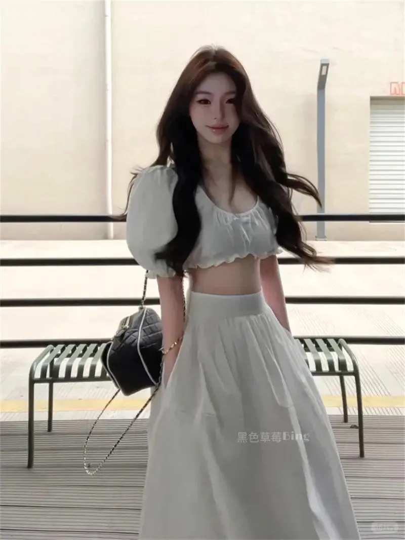 Pure Sexy Hot Girl Suit Women's Summer Square Collar Bubble Sleeve Short Shirt High Waist A-line Skirt Fashion Two-piece Set
Pure Sexy Hot Girl Suit Women's Summer Square Collar Bubble Sleeve Short Shirt High Waist A-line Skirt Fashion Two-piece Set
