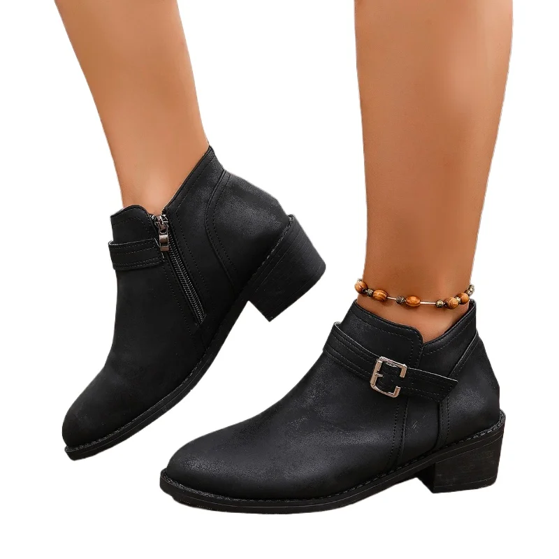 Женские ботильоны с пряжкой и ремешком в стиле ретро, толстый средний каблук, осень-зима, короткие ботинки с острым носком, модная обувь с боковой молнией 43
Женские ботильоны с пряжкой и ремешком в стиле ретро, толстый средний каблук, осень-зима, короткие ботинки с острым носком, модная обувь с боковой молнией 43