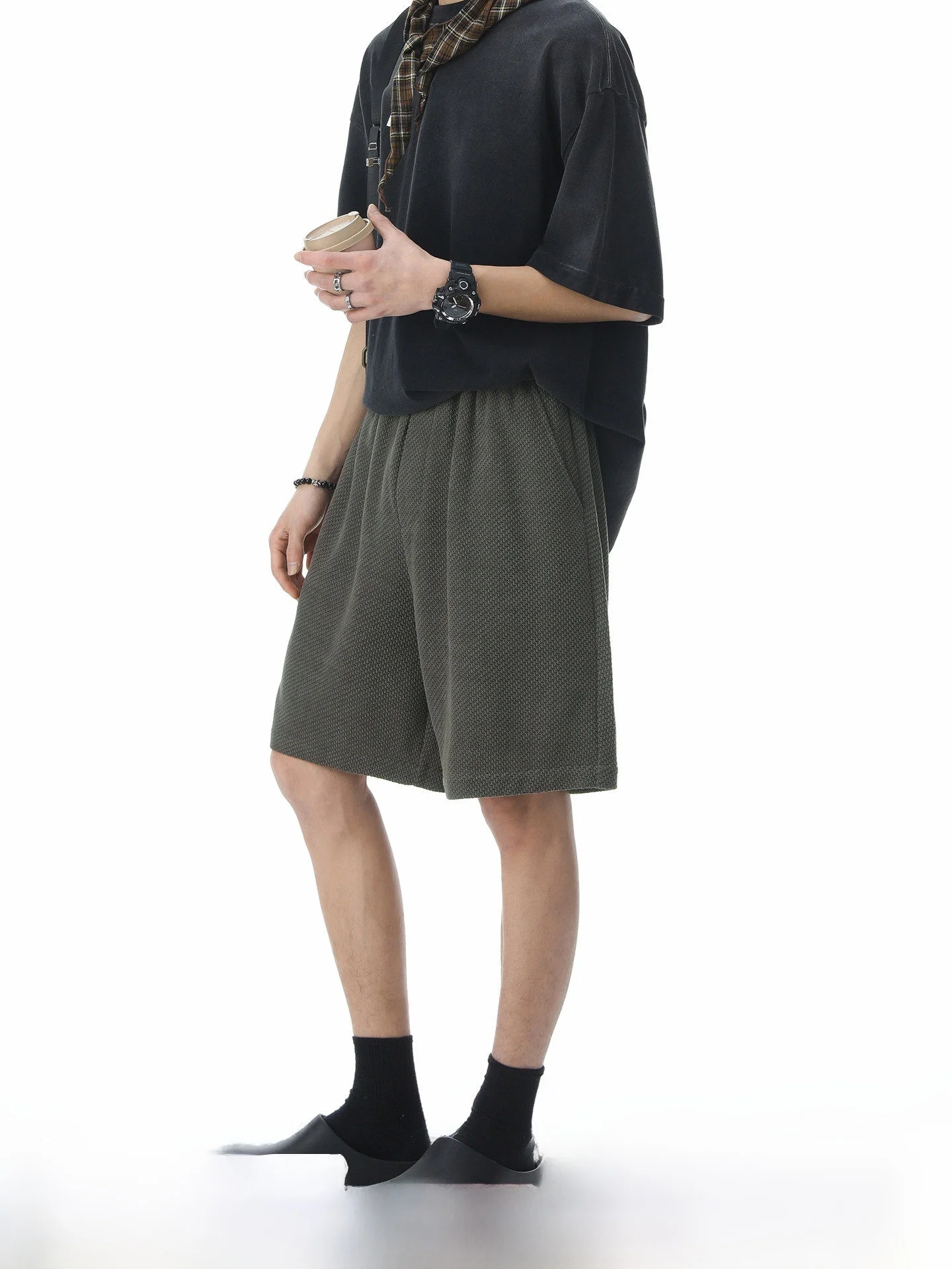 Casual Men's Straight Leg Short Pants Five-Point Summer New Style Old Money Style Lightweight Texture Dream Made Polyester Fiber
Casual Men's Straight Leg Short Pants Five-Point Summer New Style Old Money Style Lightweight Texture Dream Made Polyester Fiber