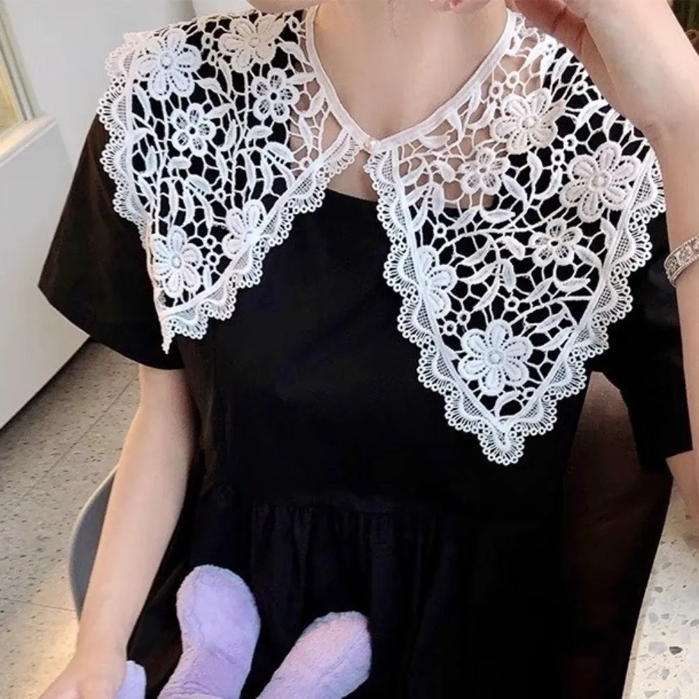 Sweet Hollow Out False Collar Knitted Round Neck Crochet Shawl Detachable Collar Scarf Accessories Clothes Decoration
Sweet Hollow Out False Collar Knitted Round Neck Crochet Shawl Detachable Collar Scarf Accessories Clothes Decoration