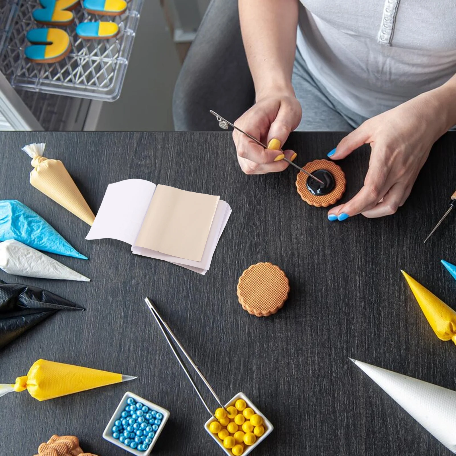 100pcs Crafting Decoration Imitation Gold Leaf Paper For Arts Gilding Resin Flakes Handcraft Accessories Craft Sheets Gold Craft
100pcs Crafting Decoration Imitation Gold Leaf Paper For Arts Gilding Resin Flakes Handcraft Accessories Craft Sheets Gold Craft