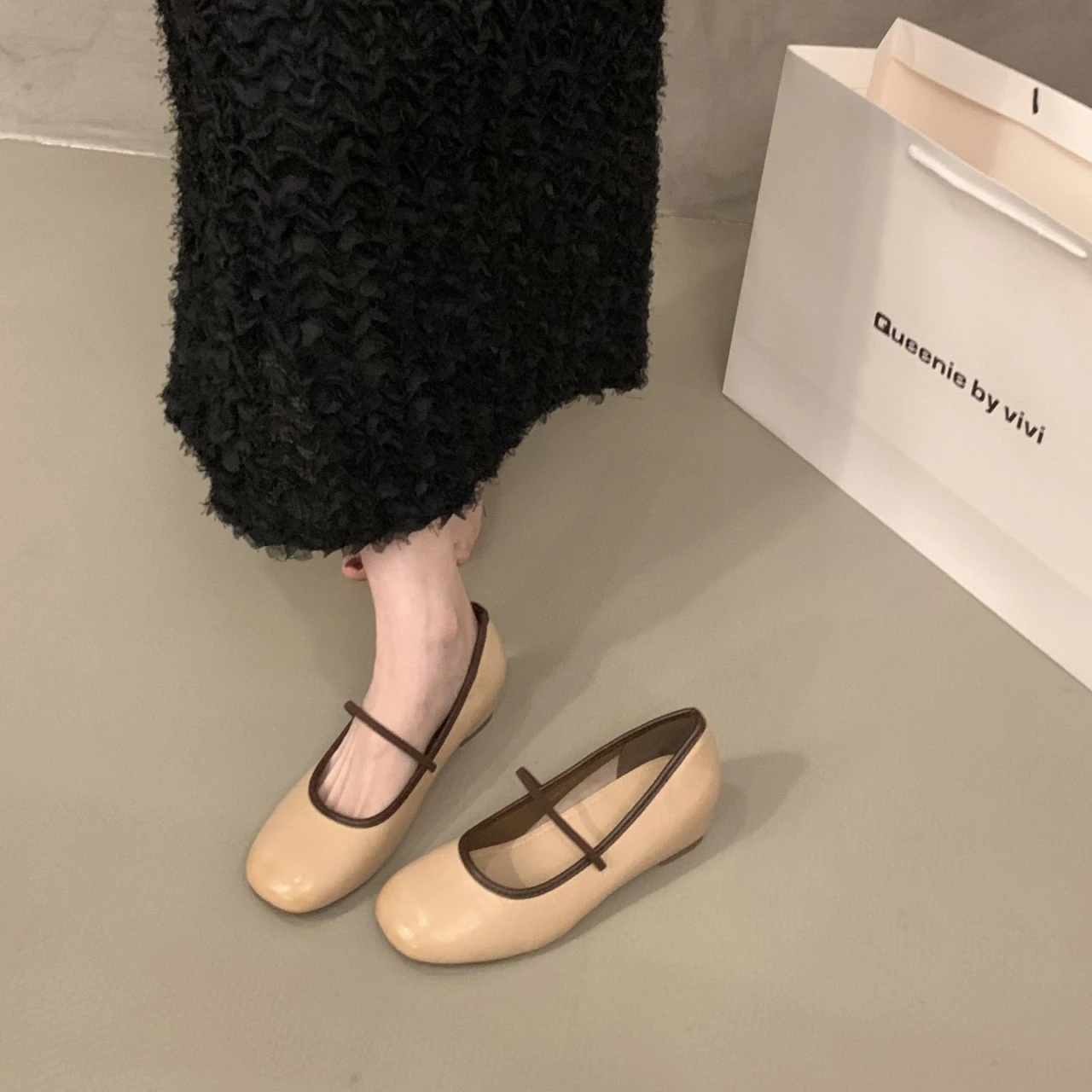 Round-toe Low-cut Height-increasing French Mary Jane Ballet Flats, New Grandma-style One-strap Soft Lazy Retro Shoes
Round-toe Low-cut Height-increasing French Mary Jane Ballet Flats, New Grandma-style One-strap Soft Lazy Retro Shoes