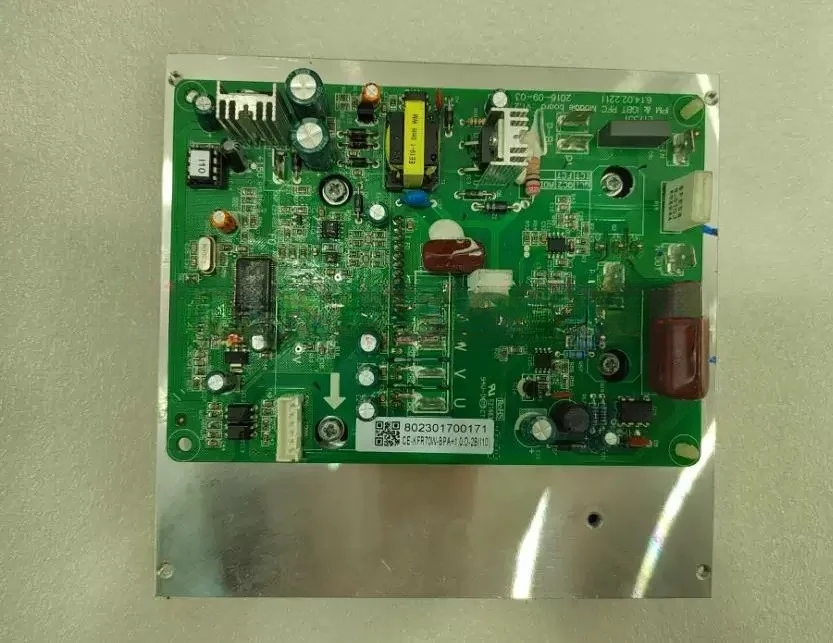 Инверторный модуль для кондиционера 802301700171 CE-KFR70W-BPA + модуль драйвера 1.0.D-2B
Инверторный модуль для кондиционера 802301700171 CE-KFR70W-BPA + модуль драйвера 1.0.D-2B