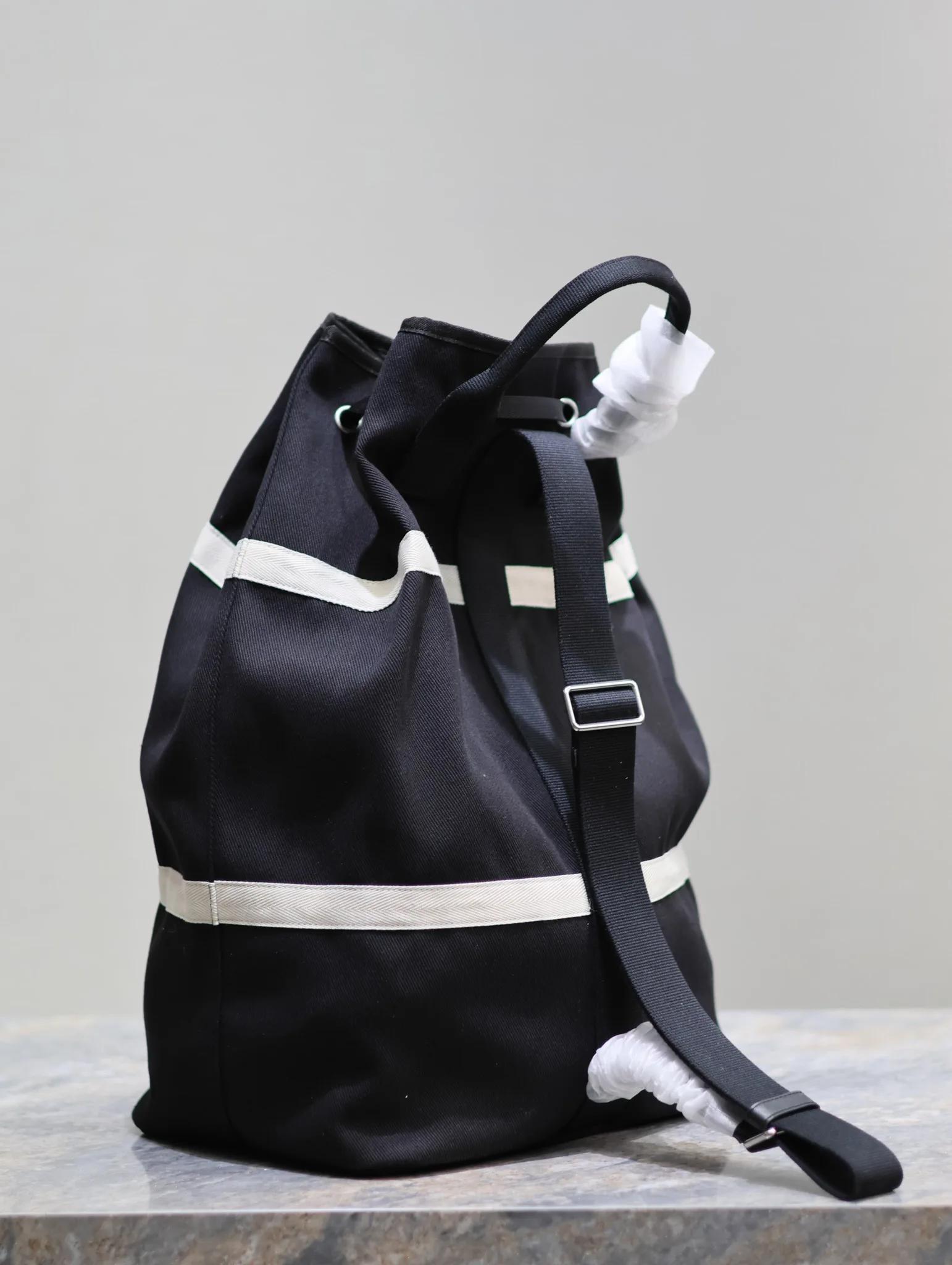 2025 new high-quality women's handbag Luxurious Luxury Female Bag Soft Leather for shopping women's shoulder bag slanted body
2025 new high-quality women's handbag Luxurious Luxury Female Bag Soft Leather for shopping women's shoulder bag slanted body