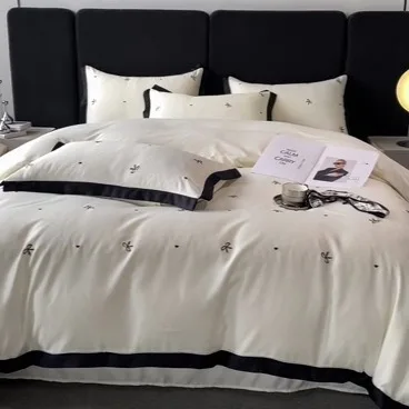 A-class light luxury washed embroidered Tencel 4-piece summer bedding, silk duvet cover, ice silk 3-piece bed sheet set, single
A-class light luxury washed embroidered Tencel 4-piece summer bedding, silk duvet cover, ice silk 3-piece bed sheet set, single