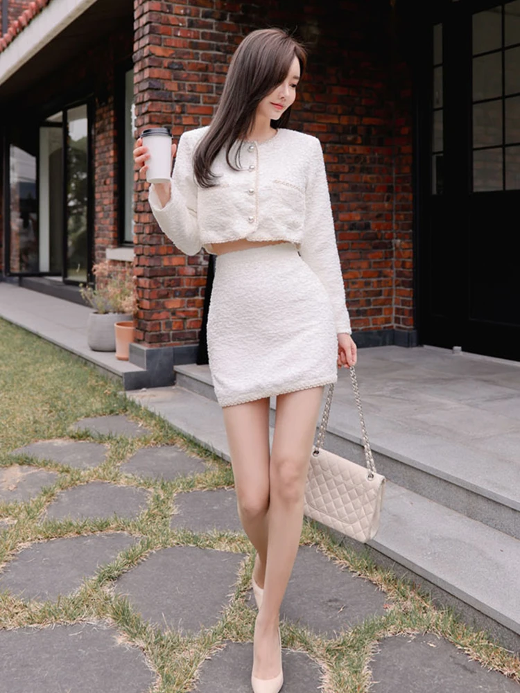 New Arrival Fashion Wool White Set For Women OL Professional Temperament Single-breasted Short Jacket And Skirt Two Piece Set
New Arrival Fashion Wool White Set For Women OL Professional Temperament Single-breasted Short Jacket And Skirt Two Piece Set