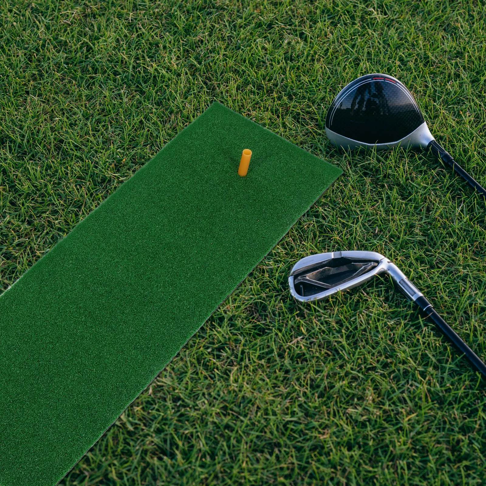 Golf Mat Practice Hitting Foldable Portable Outdoor Indoors Artificial Turf Plastic Durable Storage Easy Carry Skill Improvement
Golf Mat Practice Hitting Foldable Portable Outdoor Indoors Artificial Turf Plastic Durable Storage Easy Carry Skill Improvement