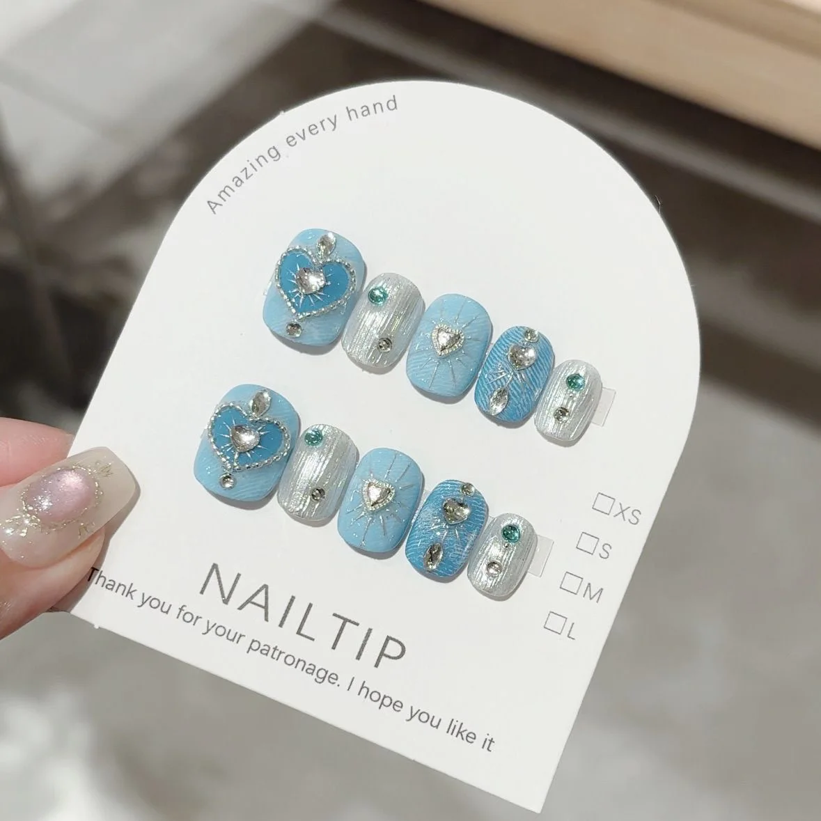 10pcs Blue Denim Handmade Nail Metal Heart Gilded Press-On Nails Short Square Round Full Coverage Nail Tip for Women&Girl
10pcs Blue Denim Handmade Nail Metal Heart Gilded Press-On Nails Short Square Round Full Coverage Nail Tip for Women&Girl