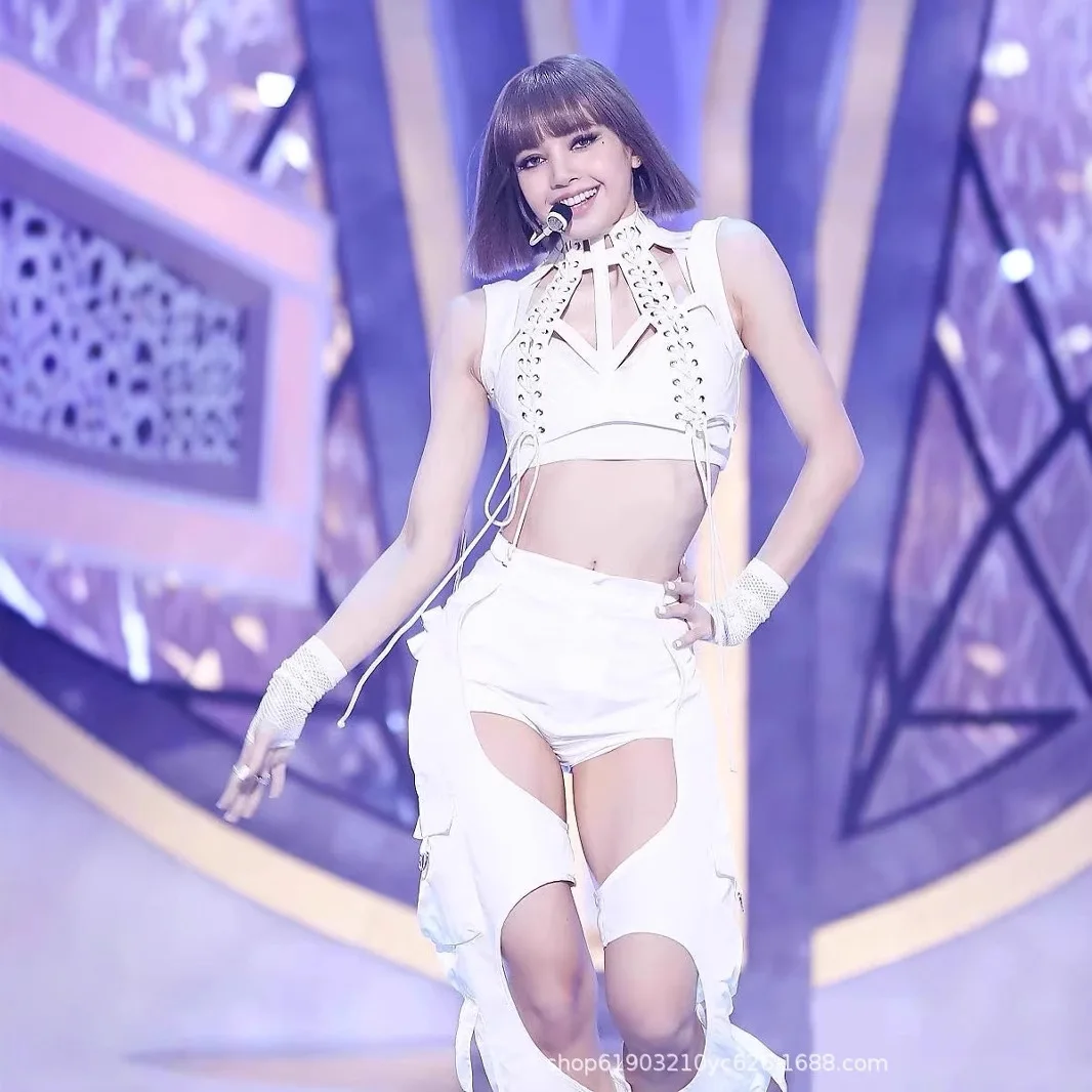 Kpop Korean Women Singer Hip Hop Jazz Dance Outfits Sexy Hollow Out Halter Vest Crop Tops Loose Straight Jeans Y2K Stage Costume
Kpop Korean Women Singer Hip Hop Jazz Dance Outfits Sexy Hollow Out Halter Vest Crop Tops Loose Straight Jeans Y2K Stage Costume