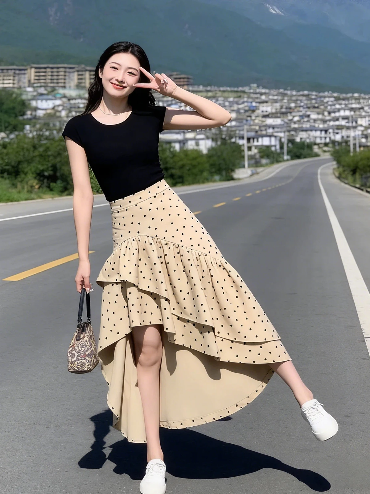 High Waist Asymmetrical Pleated Midi Skirt Women's A-Line Skirt Summer New Style Kaki Color Polka Dot Lace Hem Skirt
High Waist Asymmetrical Pleated Midi Skirt Women's A-Line Skirt Summer New Style Kaki Color Polka Dot Lace Hem Skirt