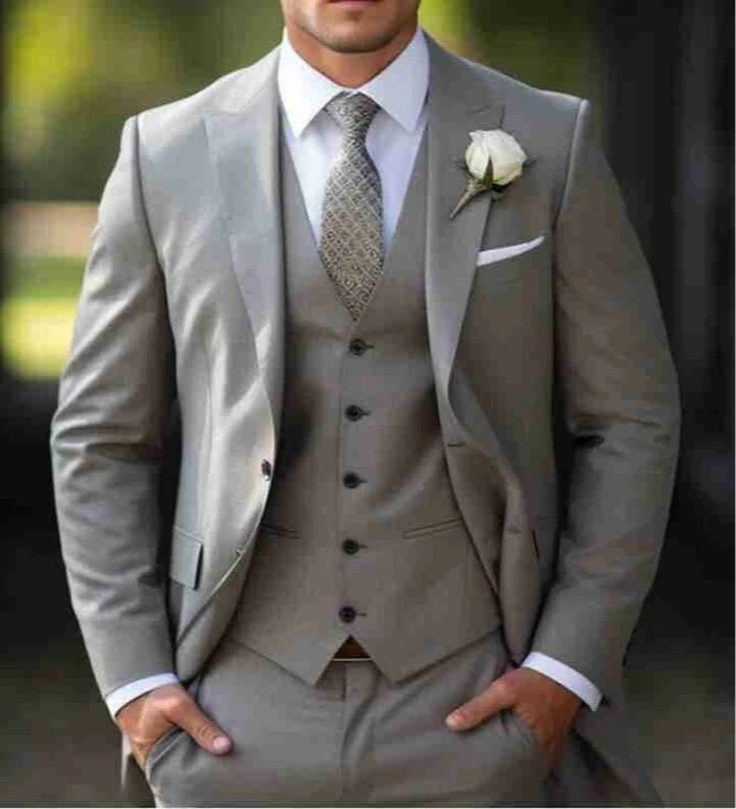 2025 Gray 3-Piece Suit for Men Tailored Slim Fit Classic Costume Mariage Homme Men Suits
2025 Gray 3-Piece Suit for Men Tailored Slim Fit Classic Costume Mariage Homme Men Suits