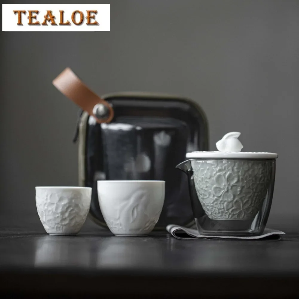 Чайный сервиз ручной работы с рельефным цветком и кроликом, элегантный 1 горшок, 3 чашки, чайник для пикника, кемпинга, портативная сумка, принадлежности для чайных услуг
Чайный сервиз ручной работы с рельефным цветком и кроликом, элегантный 1 горшок, 3 чашки, чайник для пикника, кемпинга, портативная сумка, принадлежности для чайных услуг