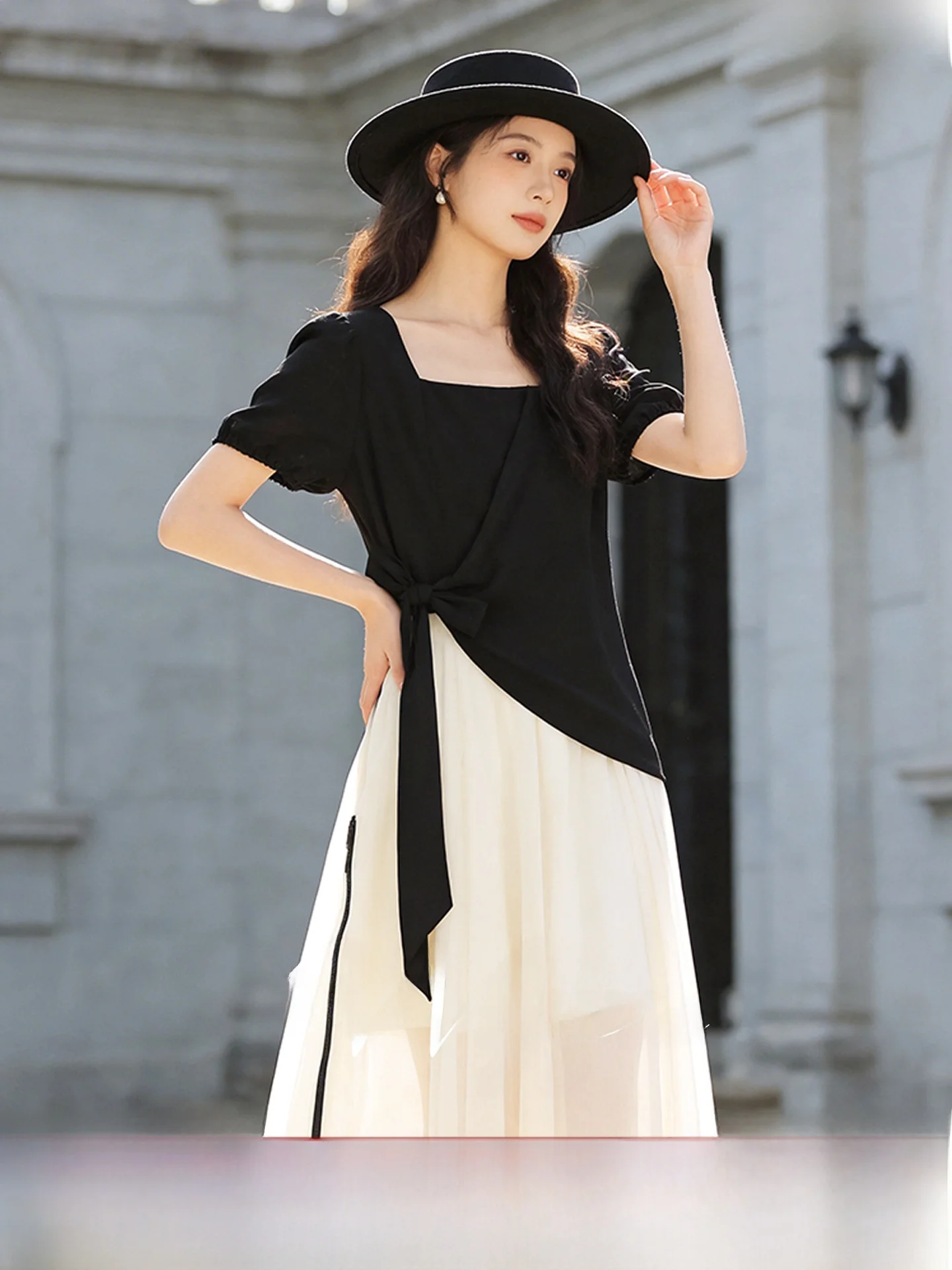 Wuji Home Summer 2026 Slimming Waist Long Dress Elegant Commute Style High Waist A-Line Polyester Fiber Short Sleeve Midi Dress
Wuji Home Summer 2026 Slimming Waist Long Dress Elegant Commute Style High Waist A-Line Polyester Fiber Short Sleeve Midi Dress