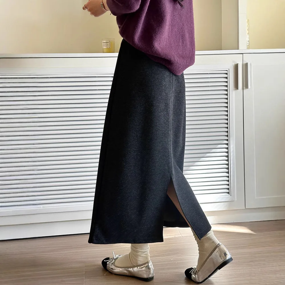 A-line skirt 2025 spring outfit new Korean straight tube slimming high waist split mid length skirt
A-line skirt 2025 spring outfit new Korean straight tube slimming high waist split mid length skirt